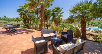 Gorgeous home in Menfi with WiFi