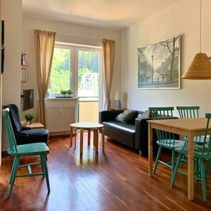 Apartment | Living room - Mountain-view Apartment in Salzburg (Bad Gastein)