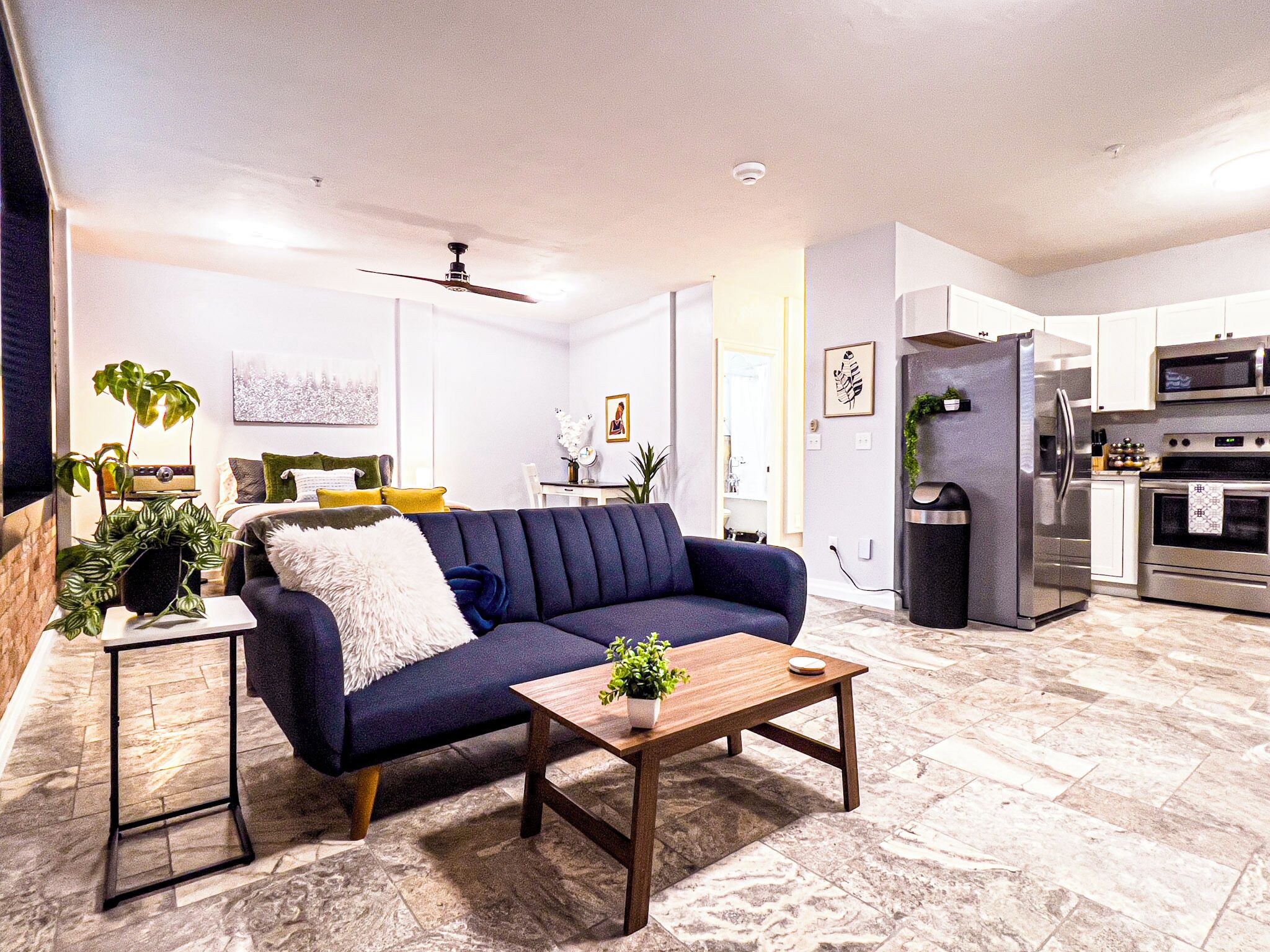 智能電視、電子遊戲