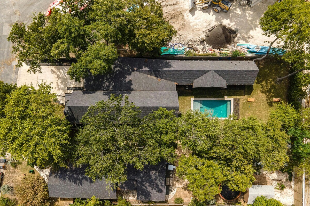 Photo 37 of Luxury Escape in Austin’s Iconic Bouldin Creek Perfect Location + Private Pool!
