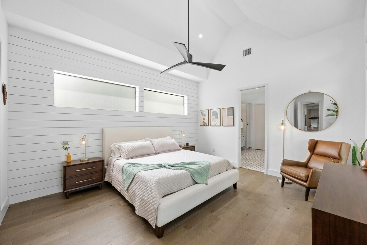 Photo 14 of Luxury Escape in Austin’s Iconic Bouldin Creek Perfect Location + Private Pool!