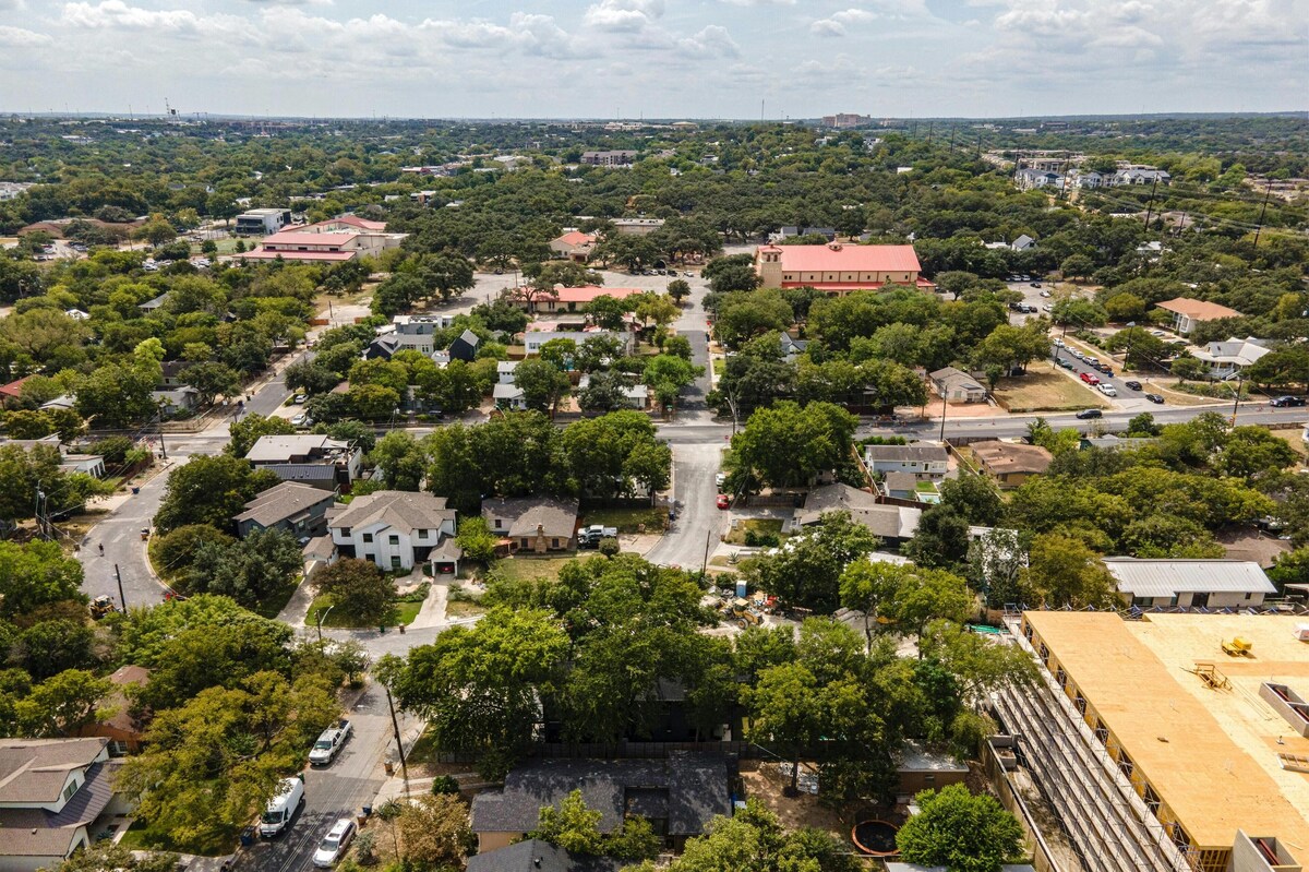 Photo 42 of Luxury Escape in Austin’s Iconic Bouldin Creek Perfect Location + Private Pool!