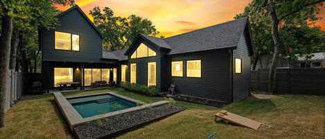 室外游泳池,恒温泳池