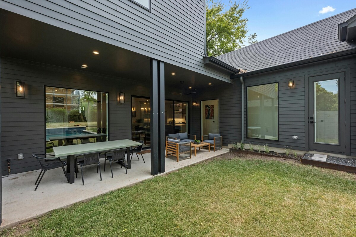 Photo 29 of Luxury Escape in Austin’s Iconic Bouldin Creek Perfect Location + Private Pool!
