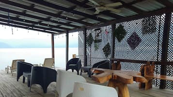 Sundeck