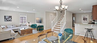 Pure Luxury | 4 bedroom | Designer | Large