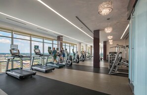 Fitness facility - Unique Collection | Luxury | Tysons | Rooftop Pool (Tysons)