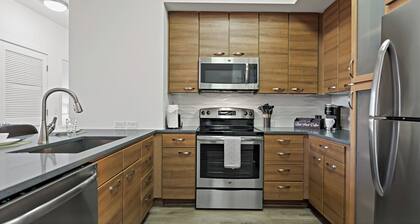 Unique Collection | Luxury | Tysons | Rooftop Pool