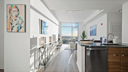 Unique Collection | Luxury | Tysons | Rooftop Pool