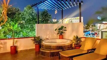 Departamento | Tina de hidromasaje al aire libre