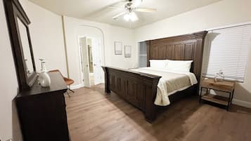 4 bedrooms, iron/ironing board, free WiFi, bed sheets