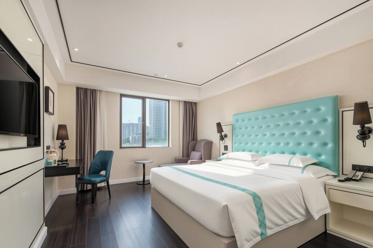 Superior Double Room, City View | Pemandangan dari bilik