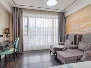 Superior Twin Room, City View | Hypo-allergenic bedding, down duvets, Select Comfort beds, desk - XANA LITE Hotel Shixi Metro Station (Guangzhou)
