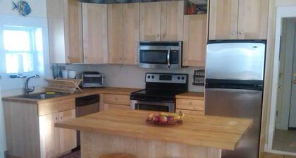 Charming 3-bedroom house in Ludlow with WiFi access