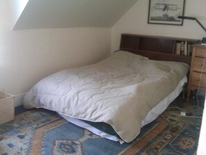 3 quartos, ferros/tábuas de passar roupa, Wi-Fi, roupa de cama
