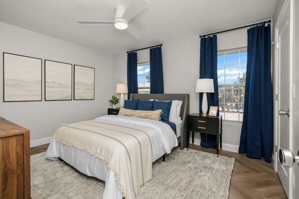 5 chambres, lit parapluie, Wi-Fi gratuit, draps fournis