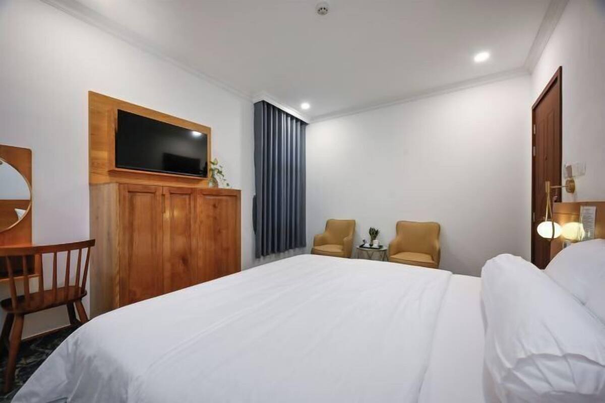 Een minibar, individueel gedecoreerd, individueel gemeubileerd