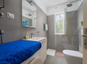 Apartment | Bathroom - Graceful Apartment in Nature (Porec)