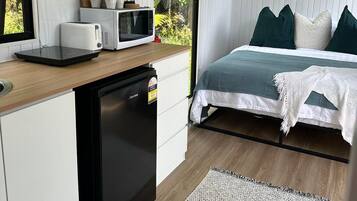 1 habitación y ropa de cama