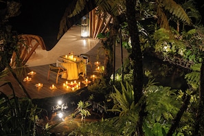 Breakfast, lunch and dinner served - E Sanctuary Resort Ubud (Ubud)