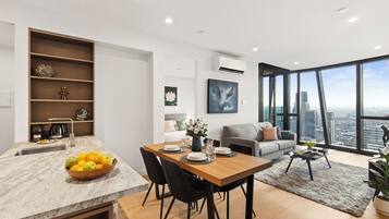 Family Apartment, Balcony, City View | Living area