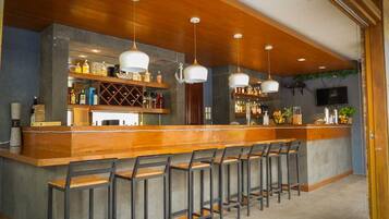 Poolside bar