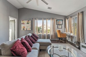 تلفزيون ذكي