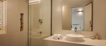 Jetwing Ratnam Residence