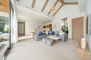 4 Bedroom Villa | Private kitchen | Electric kettle, cleaning supplies