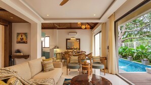 Biệt thự Cao cấp, 3 phòng ngủ | Khu phòng khách