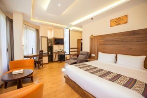 Desk, iron/ironing board, free WiFi - Hotel Norpheling  (Thimphu)