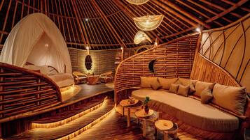 Hideout Tantra