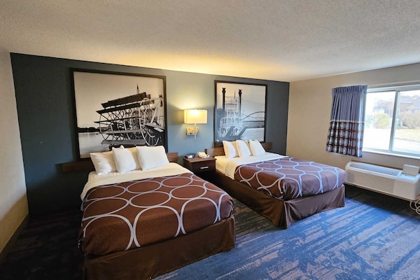 Standard Room, 2 Queen Beds, Non Smoking | Desk, free WiFi