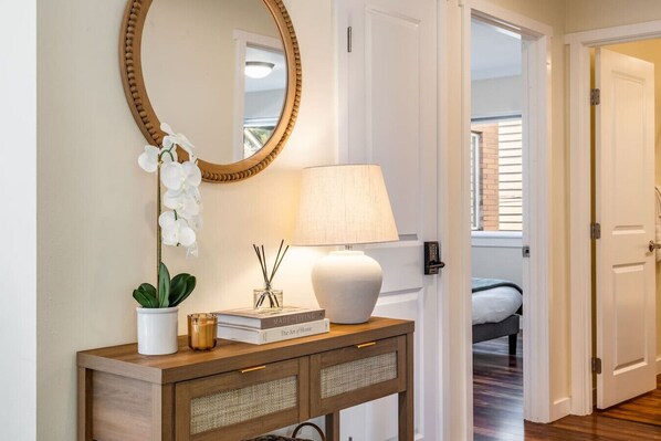 2 bedrooms, desk, iron/ironing board, travel cot