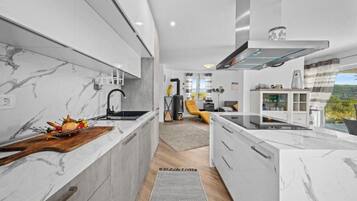 Villa | Private kitchen | Electric kettle, toaster, cookware/dishes/utensils