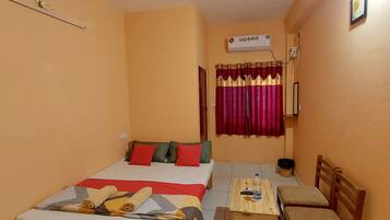 Deluxe Double Room, City View
