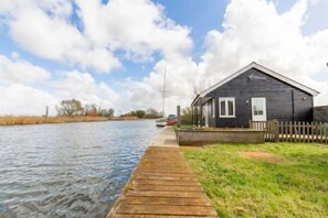 2 bedrooms - Host Stay Tide Time (Great Yarmouth)