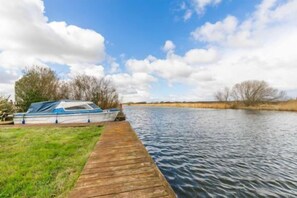 Suite | 2 bedrooms - Host Stay Tide Time (Great Yarmouth)