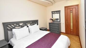 Comfort Apartment, Balcony, City View | 2 bedrooms, iron/ironing board, free WiFi