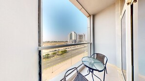 1 bedroom - Al Meydan - Uniestate Millennium Tower 308 (Dubai)