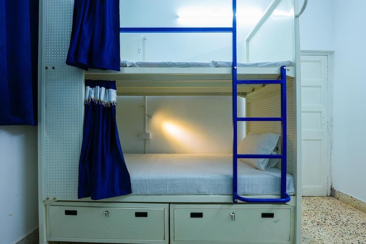 Club Shared Dormitory, Mixed Dorm | Premium bedding, blackout drapes, free WiFi, bed sheets