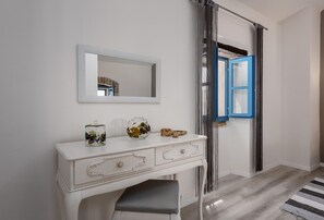 Villa | Interior - Pretty Villa With Balcony (Sveti Lovrec)