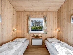 3 bedrooms, WiFi