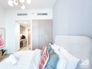 Apartment (0 Bedroom) | Interior