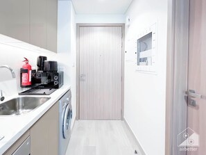 Apartment (0 Bedroom) | Interior
