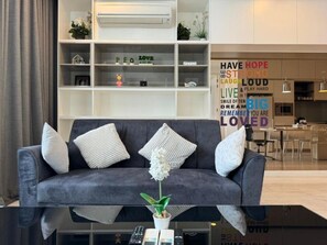 Individually decorated, individually furnished, desk, soundproofing