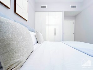 Appartement (3 Bedrooms) | 3 chambres, fer et planche Ă repasser, draps fournis