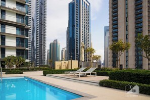 Apartment (3 Bedrooms) | Pool | Outdoor pool - Luxurious 4B Balcony & Views Burjcrown Downtown (Dubai)