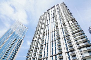 Exterior - Burj Crown Luxurious 3bedroom Balcony (Dubai)