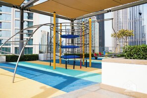 Apartment (4 Bedrooms) | Children’s play area – outdoor - Exclusive Burj Crown 4b Balcony City Views (Dubai)